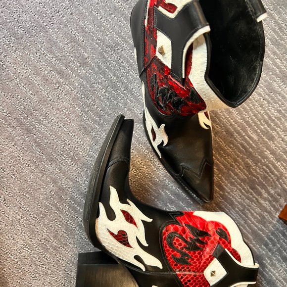 Valentino boot - Picture 2 of 4